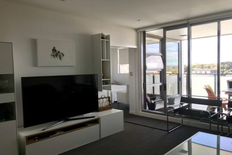Photo of property in Maison Apartments, 404/16 Huron Street, Takapuna, Auckland, 0622
