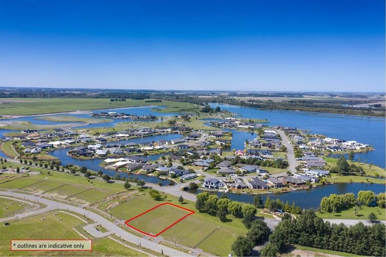 Photo of property in 6 Village Green Drive, Huntingdon, 7774