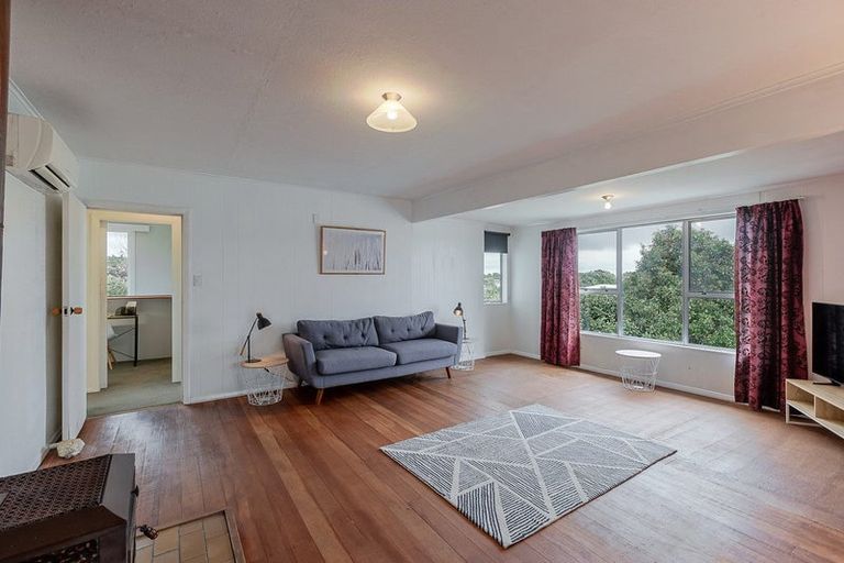 Photo of property in 12 Kiwi Road, Raumati Beach, Paraparaumu, 5032