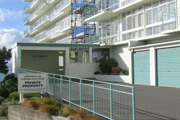 Photo of property in Gateway Apartments, 19 Maida Vale Road, Roseneath, Wellington, 6011