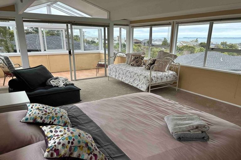 Photo of property in 86 Hastings Road, Mairangi Bay, Auckland, 0630