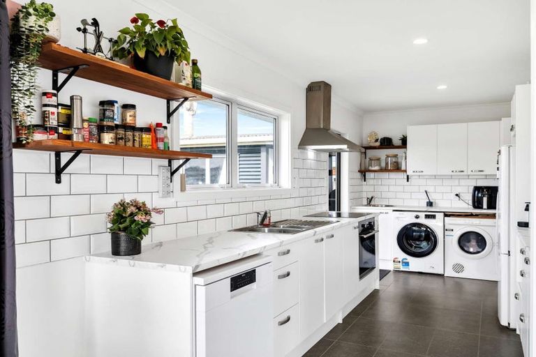 Photo of property in 8 Watarawi Place, Whakatane, 3120