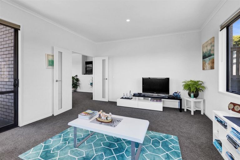 Photo of property in 5a Amy Way, Bell Block, New Plymouth, 4312