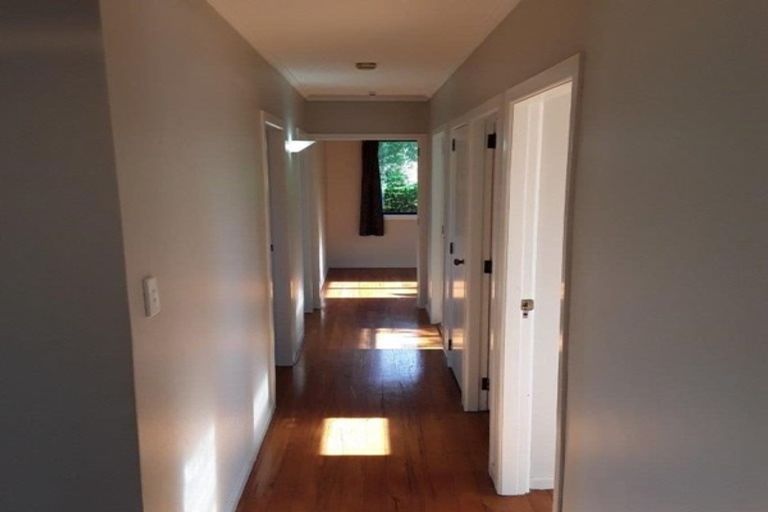 Photo of property in 14 Litten Road, Cockle Bay, Auckland, 2014