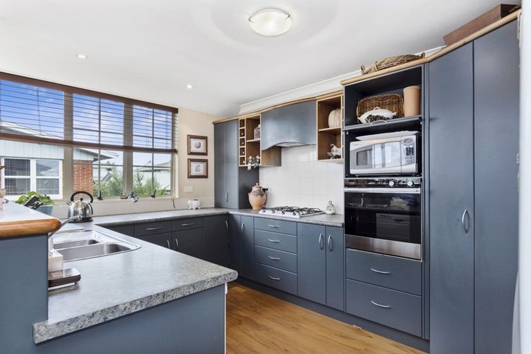 Photo of property in 529a Otumoetai Road, Matua, Tauranga, 3110