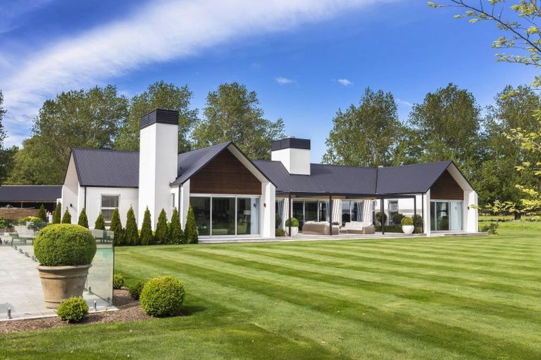 Photo of property in 26 Mcdrurys Road, Halswell, Christchurch, 7674