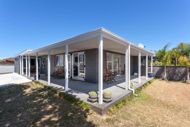 Photo of property in 107 Chartwell Avenue, Whangamata, 3620