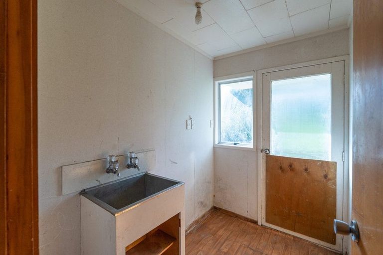 Photo of property in 4 Raymond Street, Kawakawa, 0210