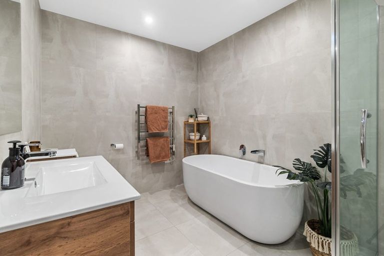Photo of property in 8 Killick Place, Long Bay, Auckland, 0630