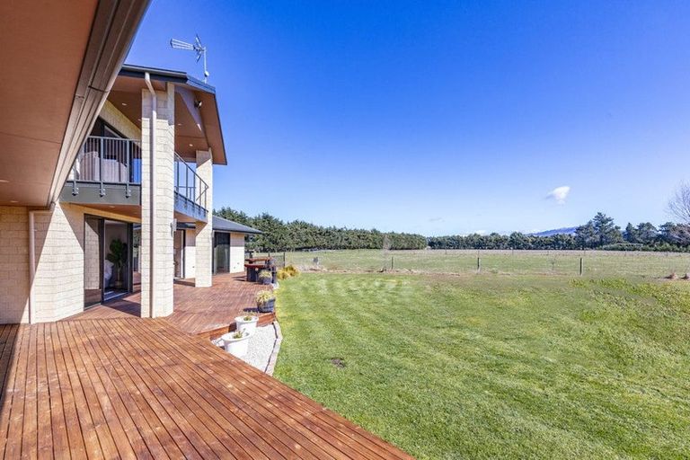Photo of property in 120 Glews Road, Cust, Rangiora, 7471