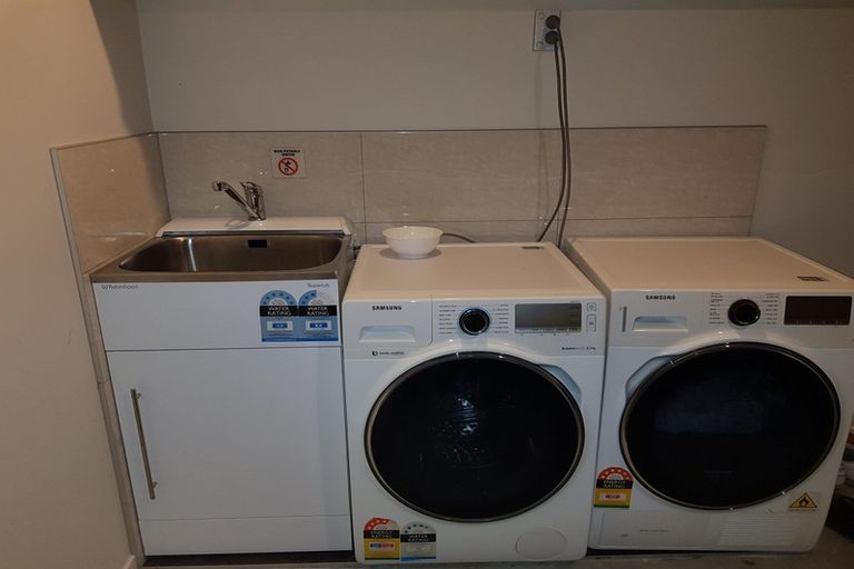 Photo of property in 14 New Dawn Lane, Albany Heights, Auckland, 0632