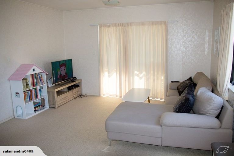 Photo of property in 2/11 Bauchop Road, Waterloo, Lower Hutt, 5011