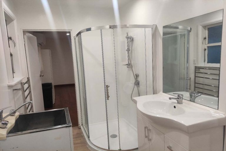 Photo of property in 357 Ohiro Road, Brooklyn, Wellington, 6021