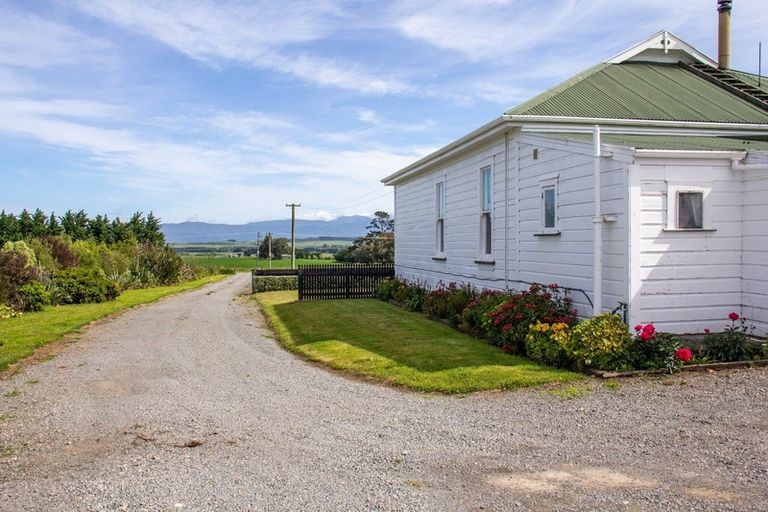 Photo of property in 105 Fraters Road, Martinborough, 5781