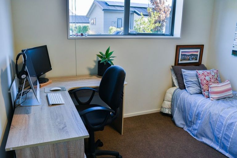 Photo of property in 7 Pukeko Place, Wanaka, 9305