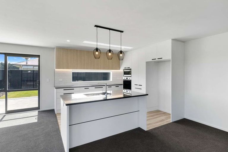 Photo of property in 36 Plover Avenue, Amberley, 7410