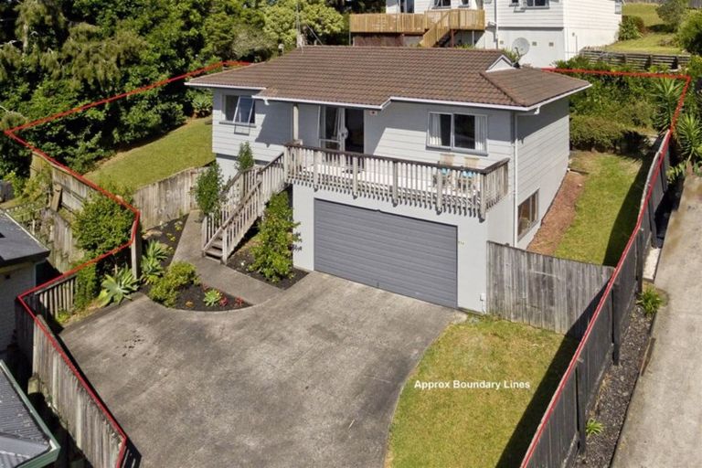 Photo of property in 85a Spinella Drive, Bayview, Auckland, 0629