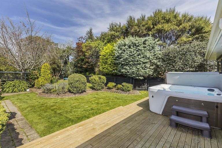 Photo of property in 8 Charthouse Lane, Whitby, Porirua, 5024