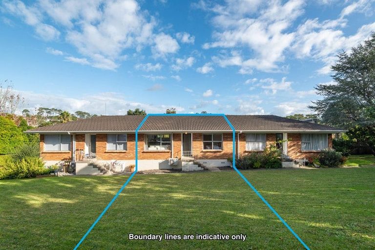 Photo of property in 2/74 Blakeborough Drive, Forrest Hill, Auckland, 0620