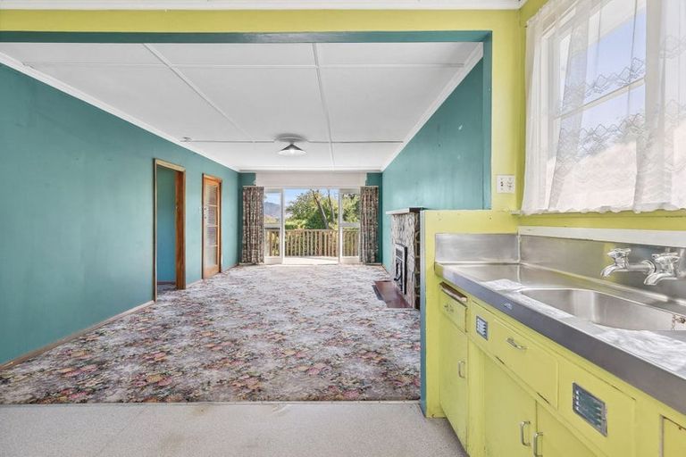 Photo of property in 48 Capell Avenue, Lake Hawea, Wanaka, 9382