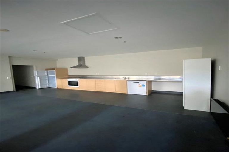 Photo of property in Hanson House, 2/27 Hanson Street, Mount Cook, Wellington, 6021