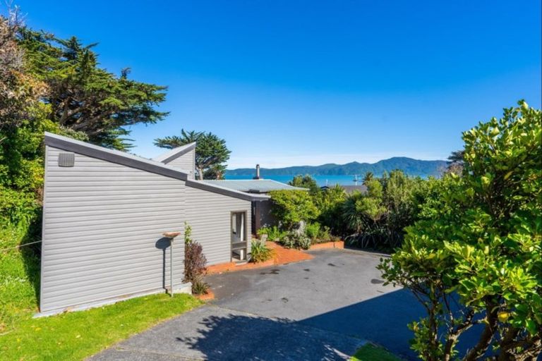 Photo of property in 25 Tainui Street, Raumati Beach, Paraparaumu, 5032