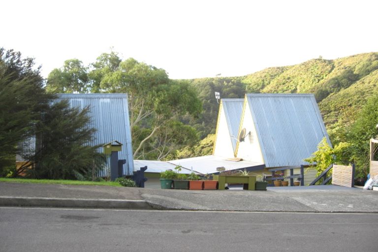 Photo of property in 18a Kerkwall Drive, Naenae, Lower Hutt, 5011