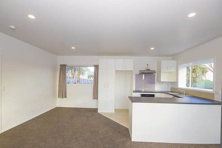 Photo of property in 15 Freda Place, Favona, Auckland, 2024