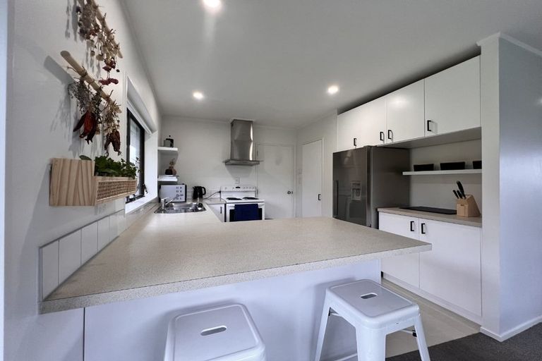 Photo of property in 3/51 Redoubt Road, Goodwood Heights, Auckland, 2105