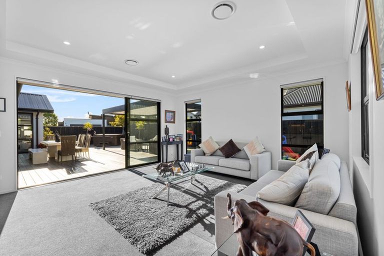 Photo of property in 6 Torrey Pines, Waimairi Beach, Christchurch, 8083