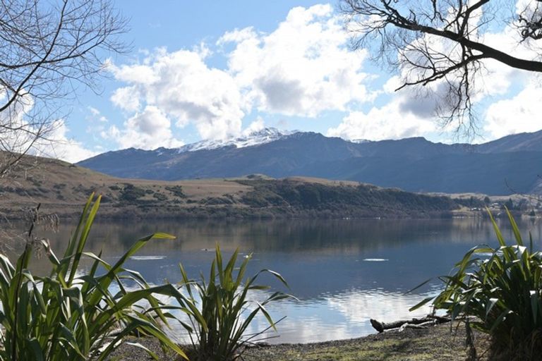 Photo of property in 41 Arrowtn-lke Hayes Road, Lake Hayes, Queenstown, 9371