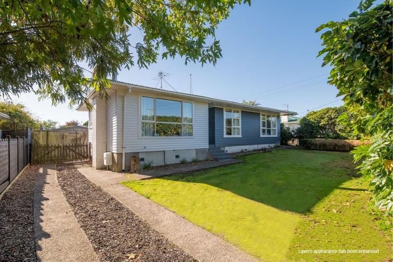 Photo of property in 25 Kahu Street, Utuhina, Rotorua, 3015