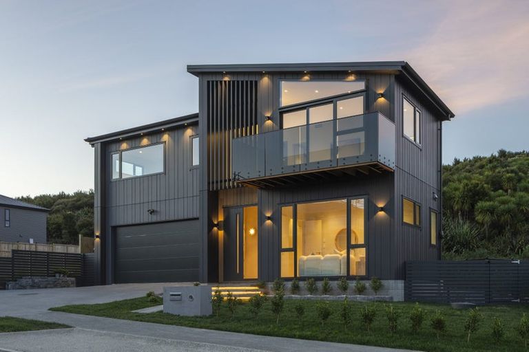 Photo of property in 52 Streamview Way, Long Bay, Auckland, 0630