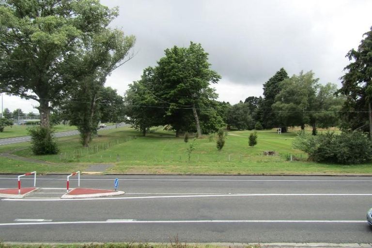 Photo of property in 1/119 Tauhara Road, Tauhara, Taupo, 3330