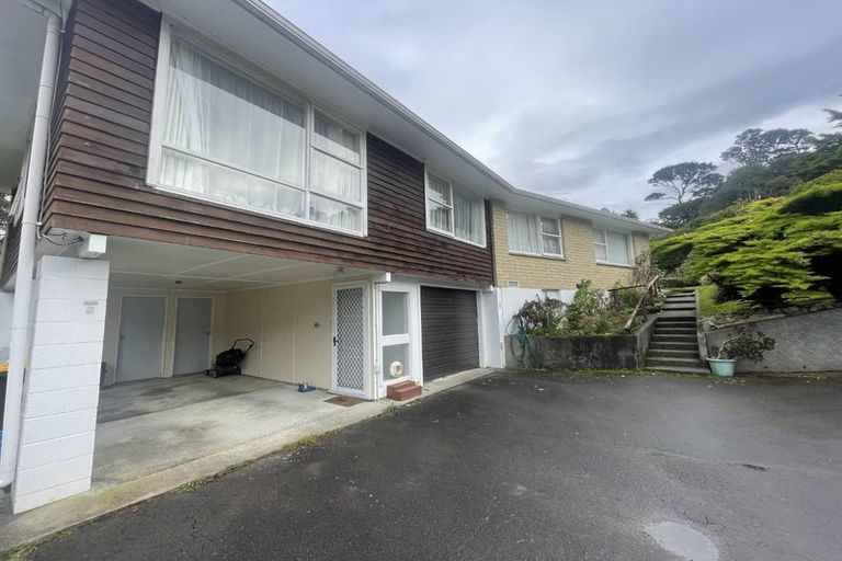 Photo of property in 2/7 Hair Street, Wainuiomata, Lower Hutt, 5014
