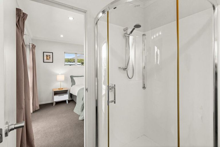 Photo of property in 4 Aoraki Road, Poraiti, Napier, 4112