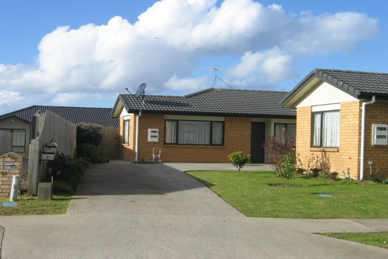 Photo of property in 37 Redcastle Drive, East Tamaki, Auckland, 2013