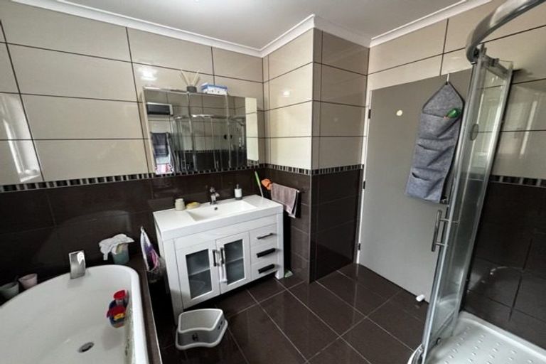 Photo of property in 49 Mack Place, Red Hill, Papakura, 2110