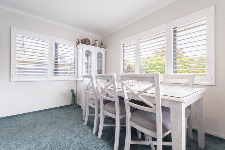 Photo of property in 2 Jeannie Way, Waikanae Beach, Waikanae, 5036