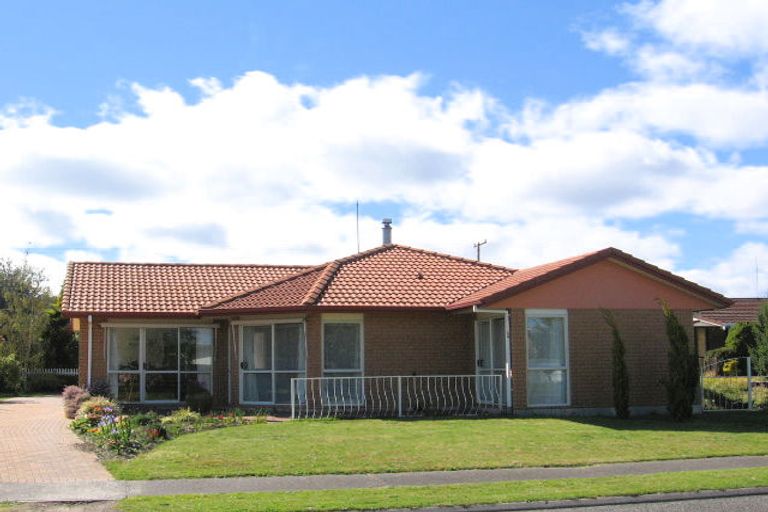 Photo of property in 33 Mahuta Road, Waitahanui, Taupo, 3378