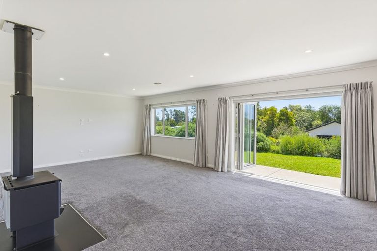 Photo of property in 1 Te Naihi Place, Paraparaumu, 5032
