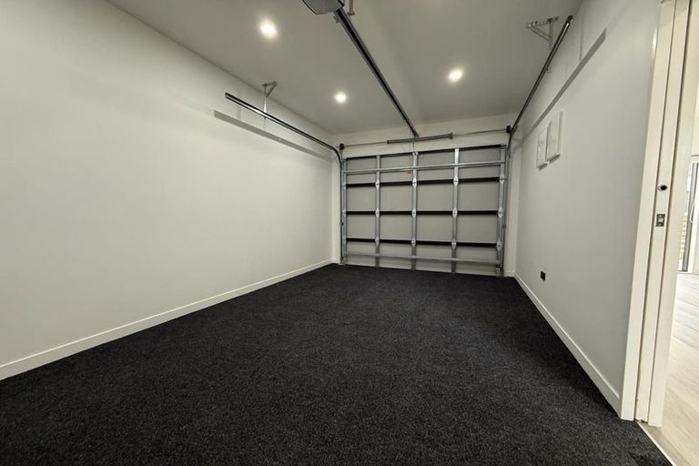 Photo of property in 15 Te Kaapia Road, Papakura, 2110