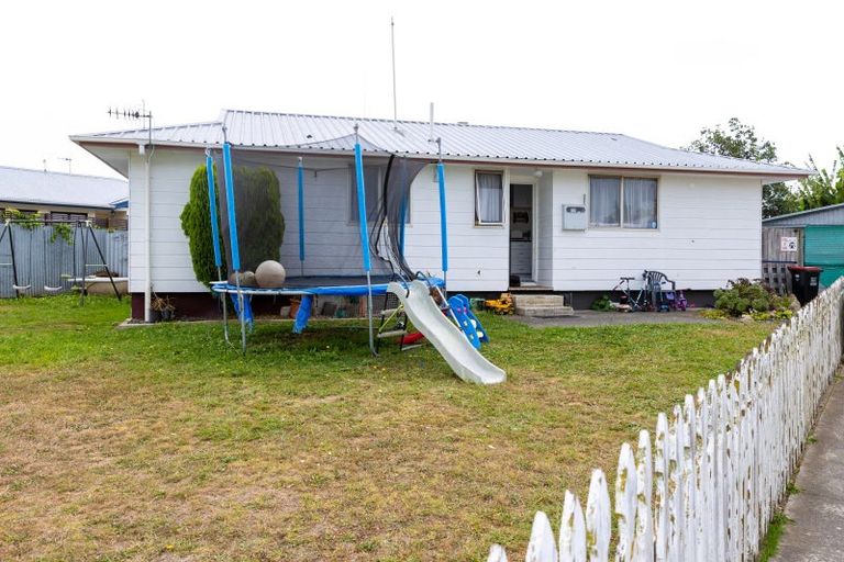 Photo of property in 56 Diaz Drive, Flaxmere, Hastings, 4120