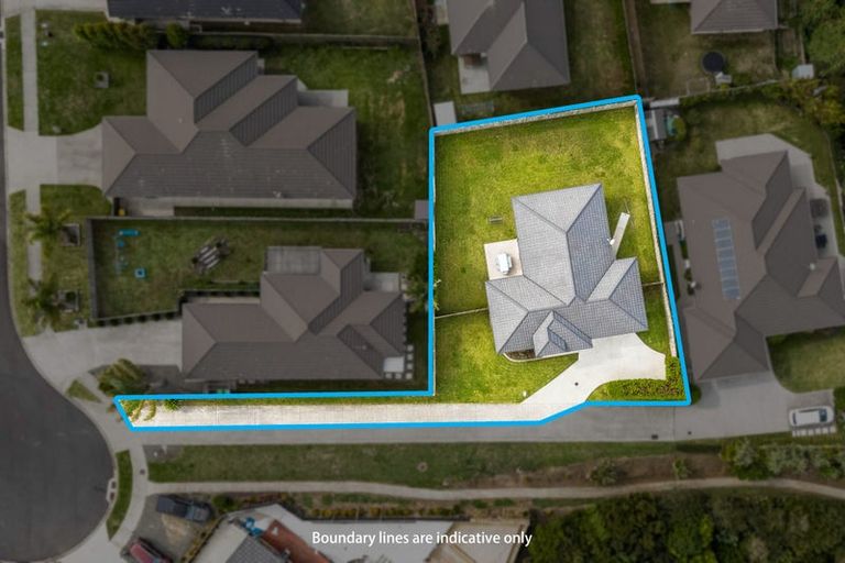 Photo of property in 15 Millbrae Place, Pokeno, 2402