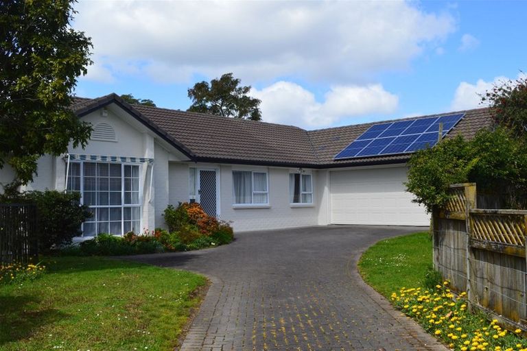 Photo of property in 47 Palmcrest Grove, Highland Park, Auckland, 2010