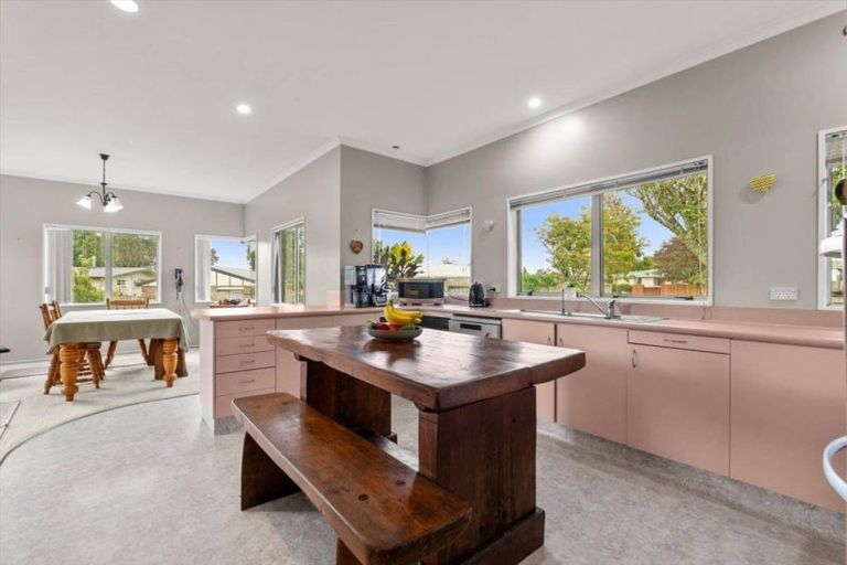 Photo of property in 4 Strathaven Way, Te Puke, 3119