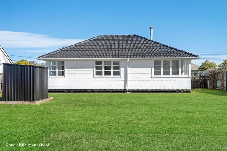 Photo of property in 14 Onawe Place, Mairehau, Christchurch, 8013