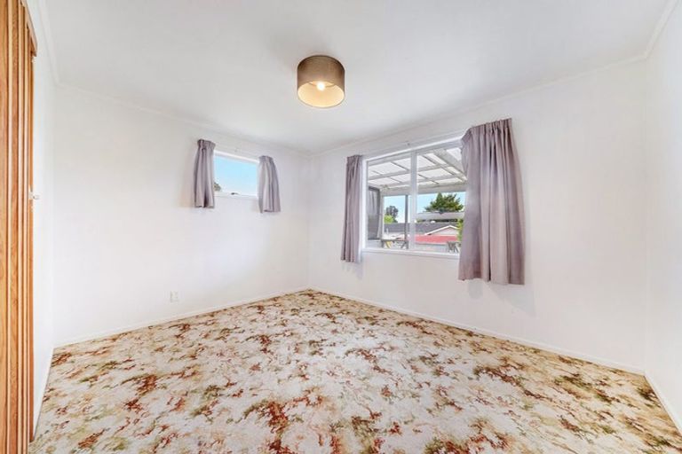 Photo of property in 20 Smedley Street, Manurewa, Auckland, 2102