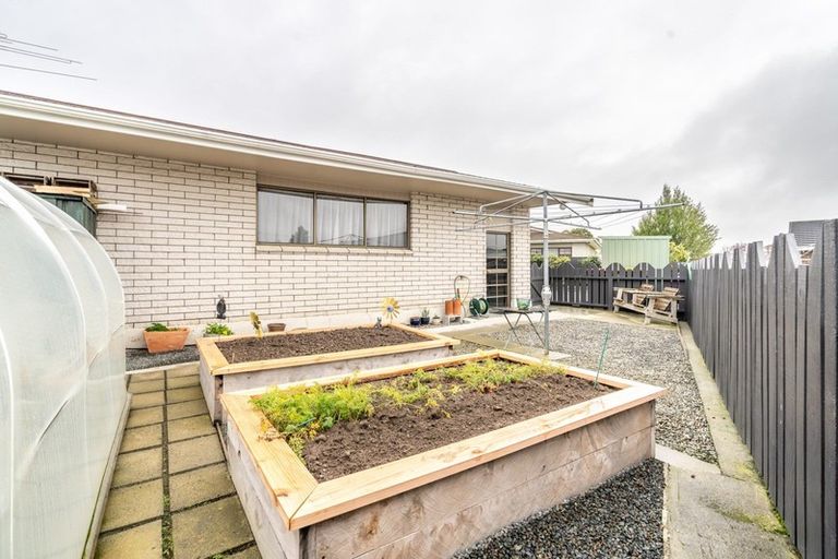 Photo of property in 2 Hamilton Avenue, Winton, 9720