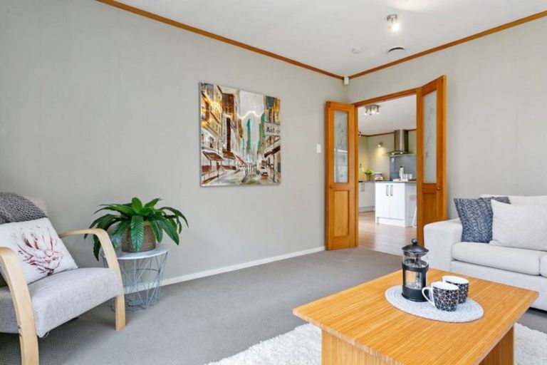 Photo of property in 83 Carlyle Street, Leamington, Cambridge, 3432